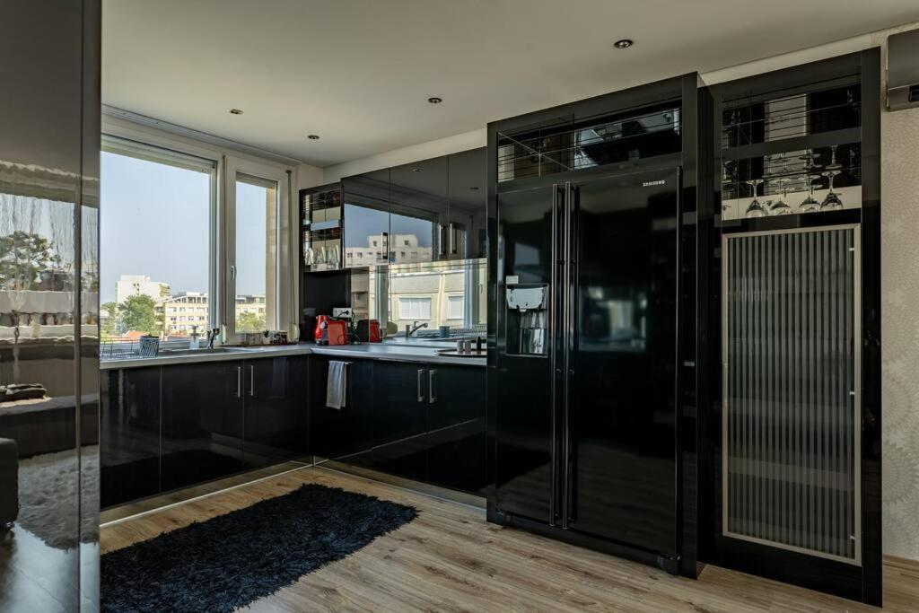 Martonfalvi Penthouse W Jacuzzi Дебрецен Екстериор снимка